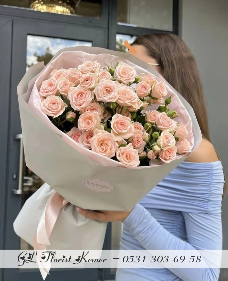 11 Кустовых Роз