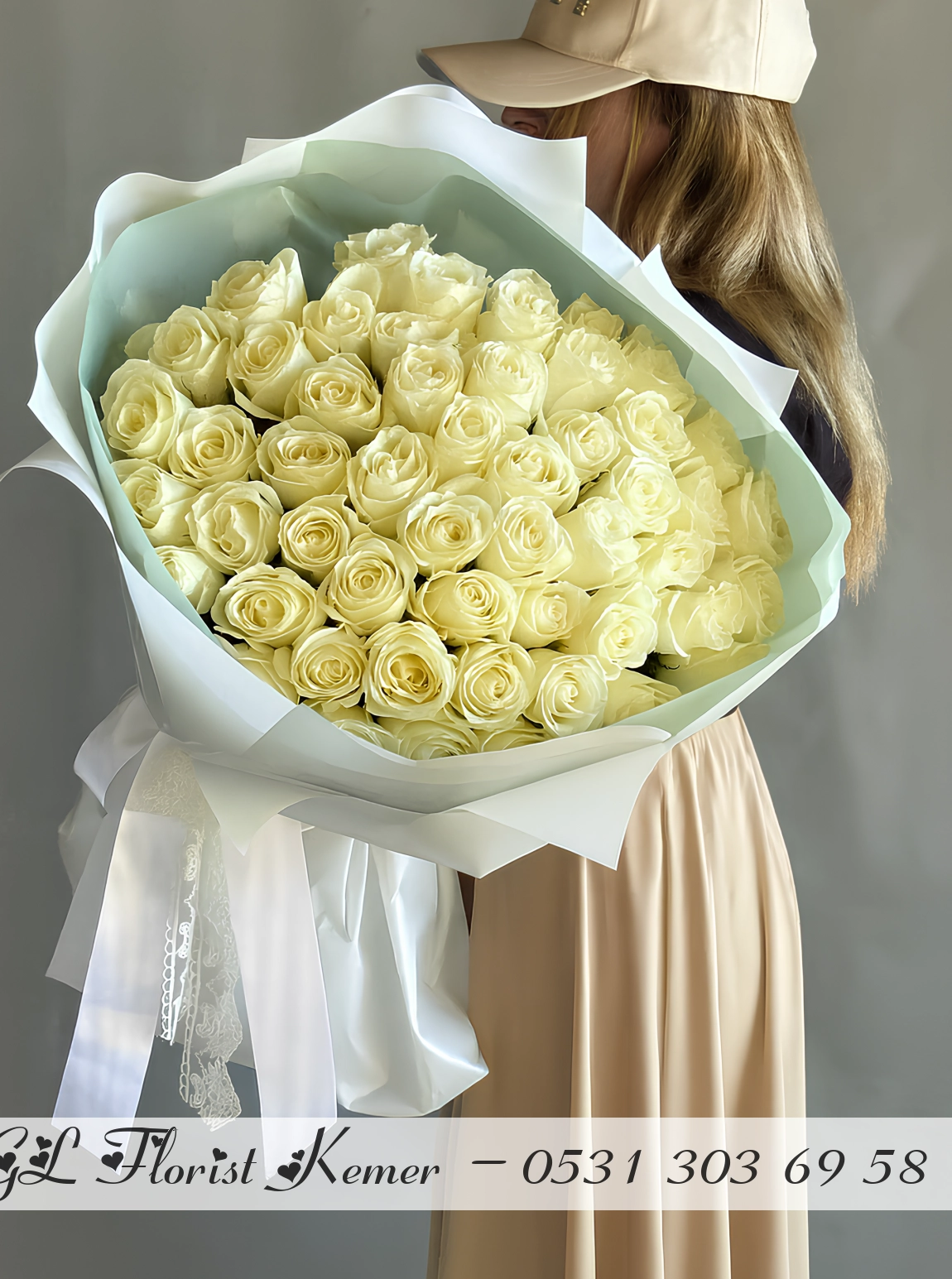 51 Adet Beyaz Gül