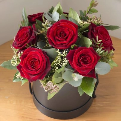 11 Adet Kırmızı Gül Box