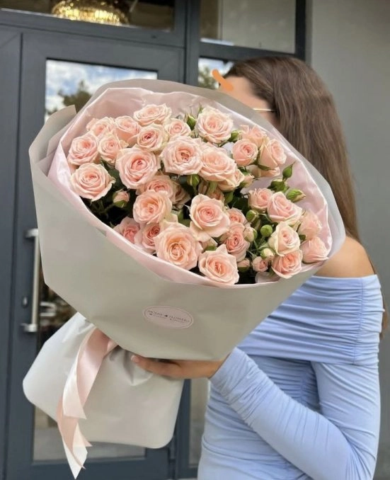 11 Кустовых Роз
